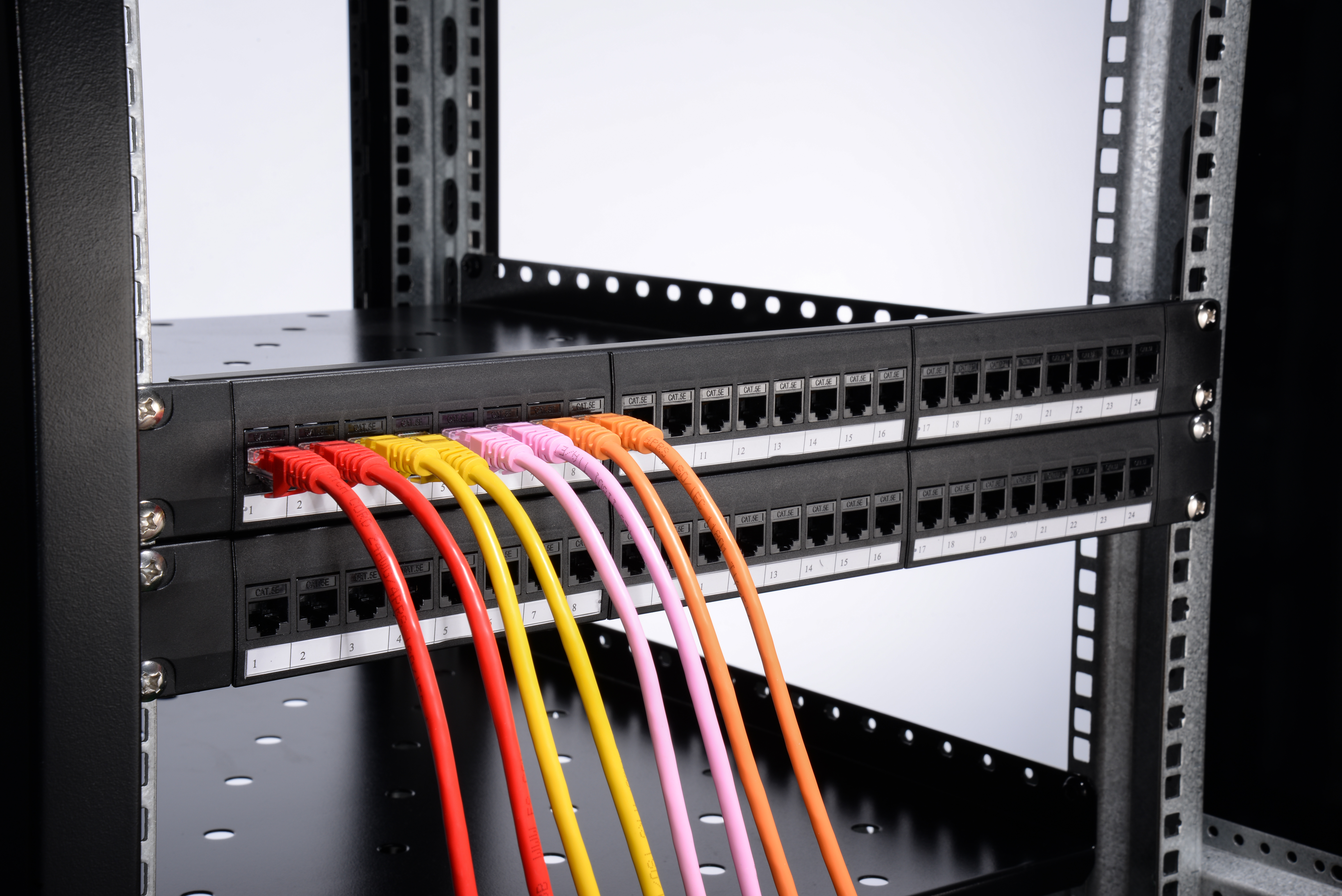 cabling of Cat5e vs Cat6 cable